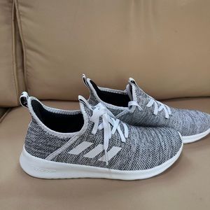 Adidas grey tennis shoes size 7.5
